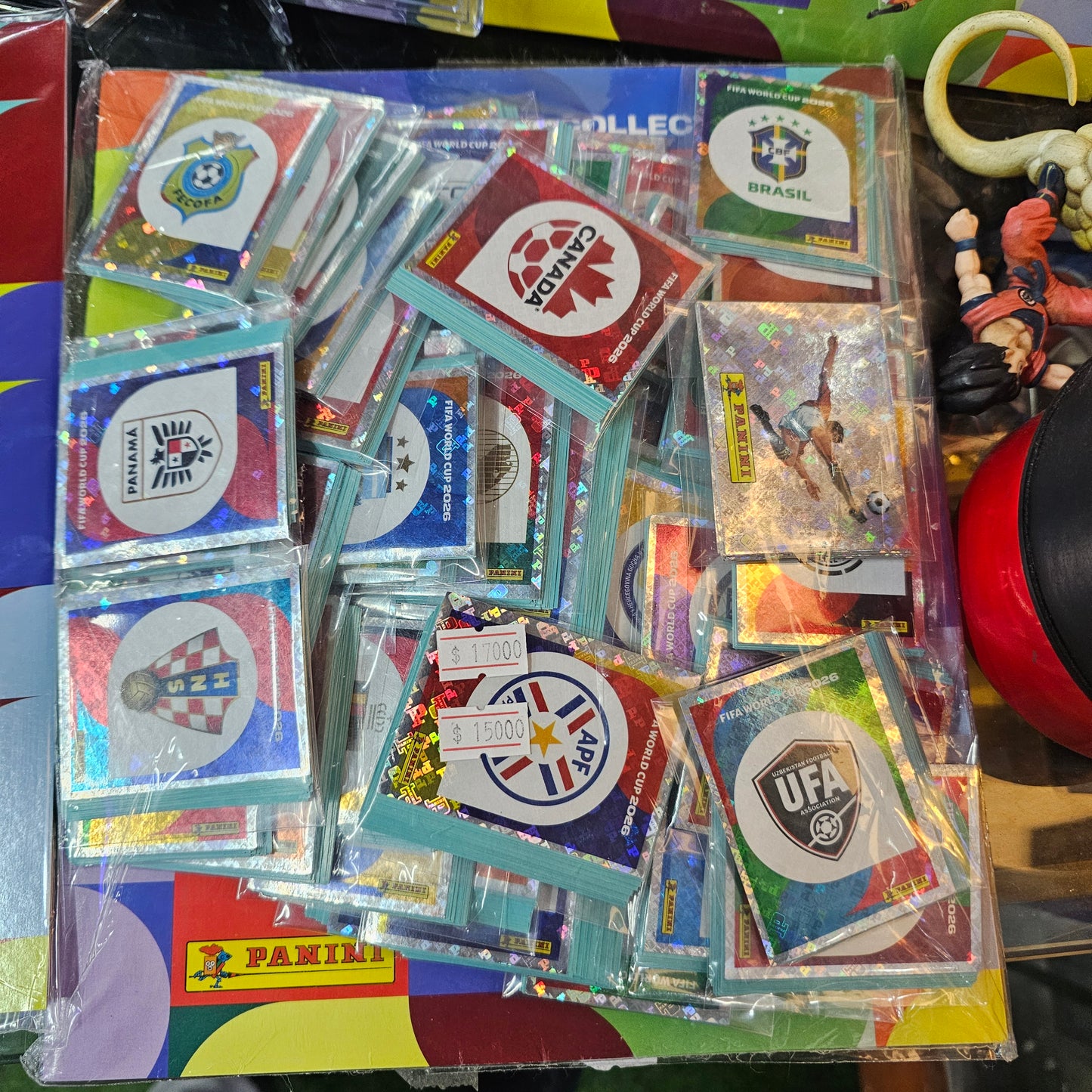 ÁLBUM COMPLETO DEL MUNDIAL CON LAS 980 FIGURITAS LISTAS PARA PEGAR