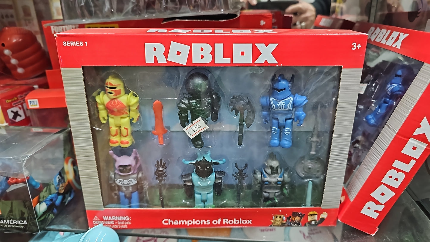 ROBLOX PACK POR 6 PERDONAJES CON ACCESORIOS