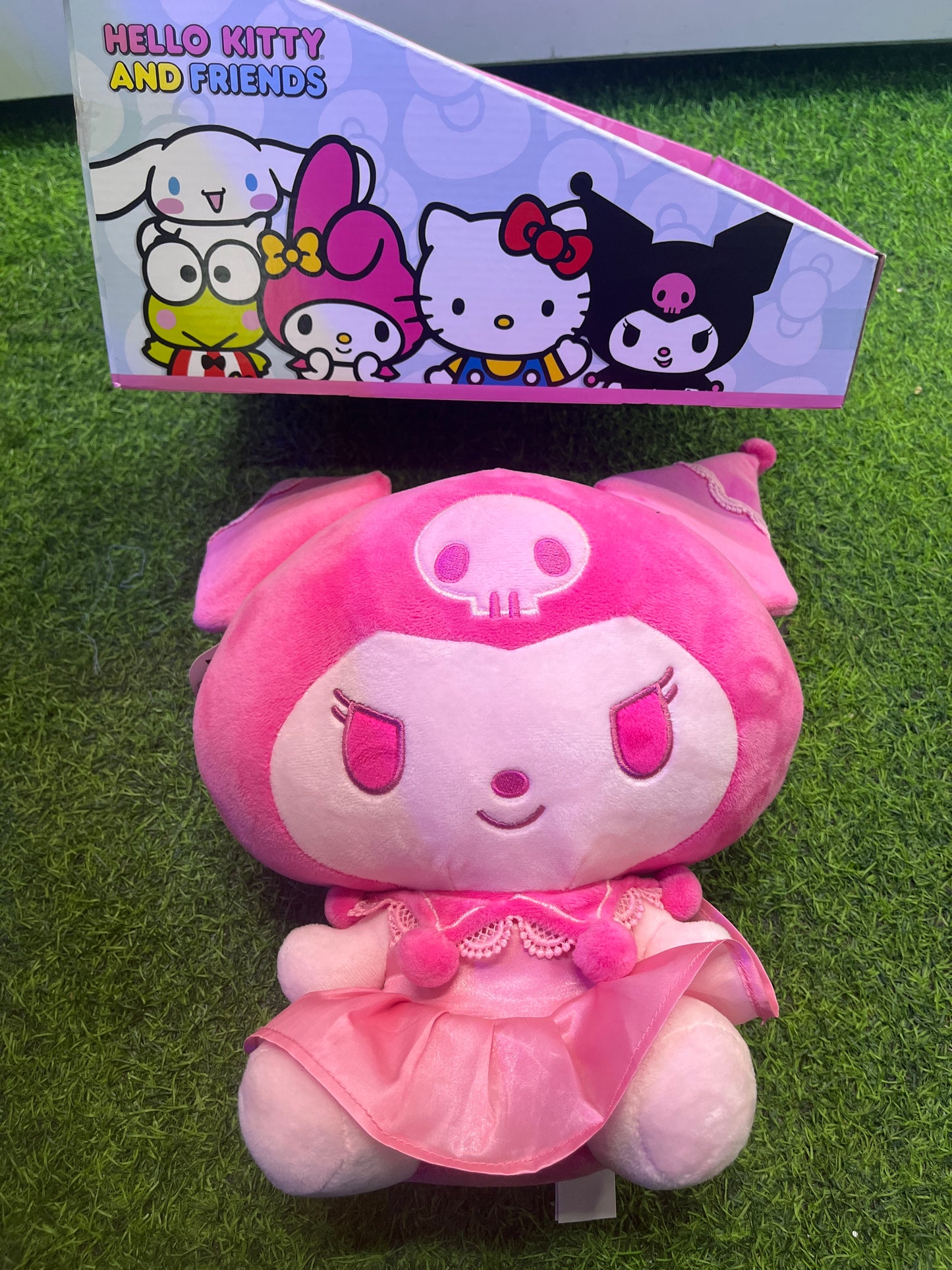 PELUCHE KUROMI 30 CM - HELLO KITTY AND FRIENDS