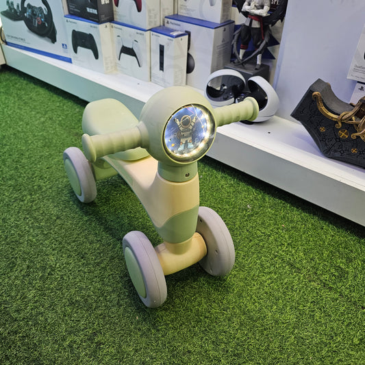 CUATRICICLO INFANTIL CON LUZ Y SONIDO