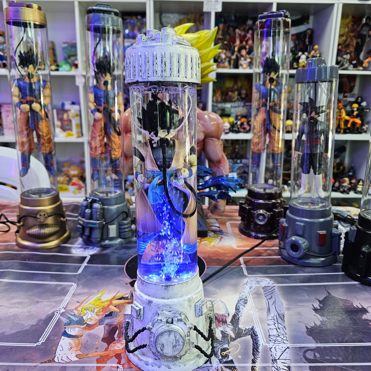 CAPSULA DE RECUPERACIÓN GOKU XENO ESCLUSIVA DE GAMES ALE  (DRAGON BALL Z)