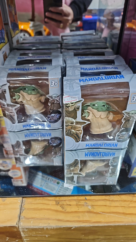 MANDALORIAN EN CAJITA