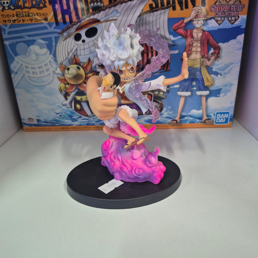 FIGURA LUFFY GEAR 5 ONE PIECE