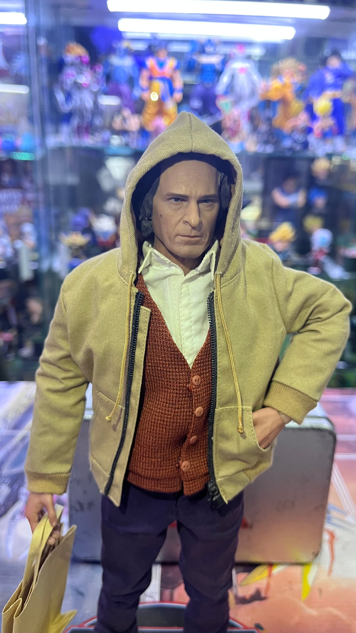 FIGURA COLECCIONABLE A ESCALA 1/6 DE ARTHUR FLECK ARTICULADA