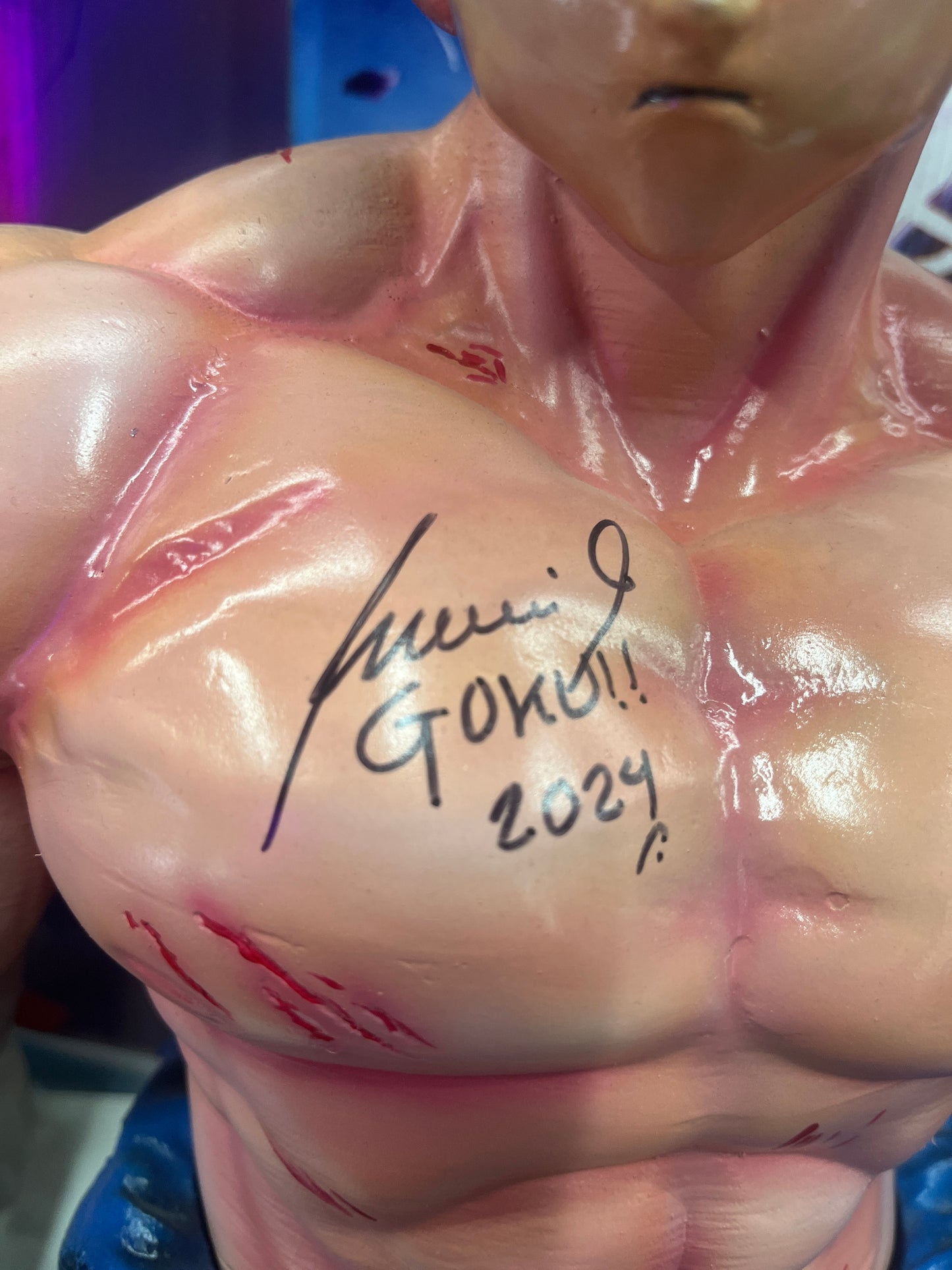 BUSTO 50 CM GOKU SUPER SAIYAN FIRMADO POR MARIO CASTAÑEDA - DRAGONBALL Z