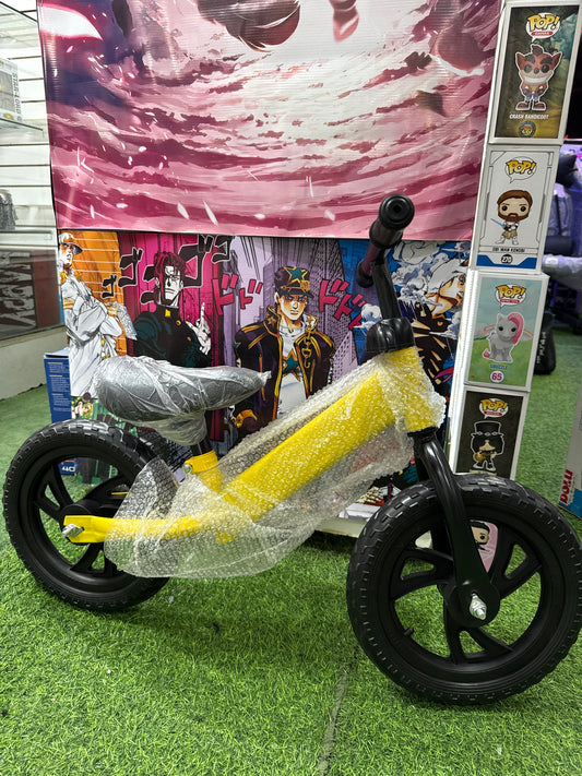 CHIVITA DE NIÑO SIN PEDAL AMARILLA