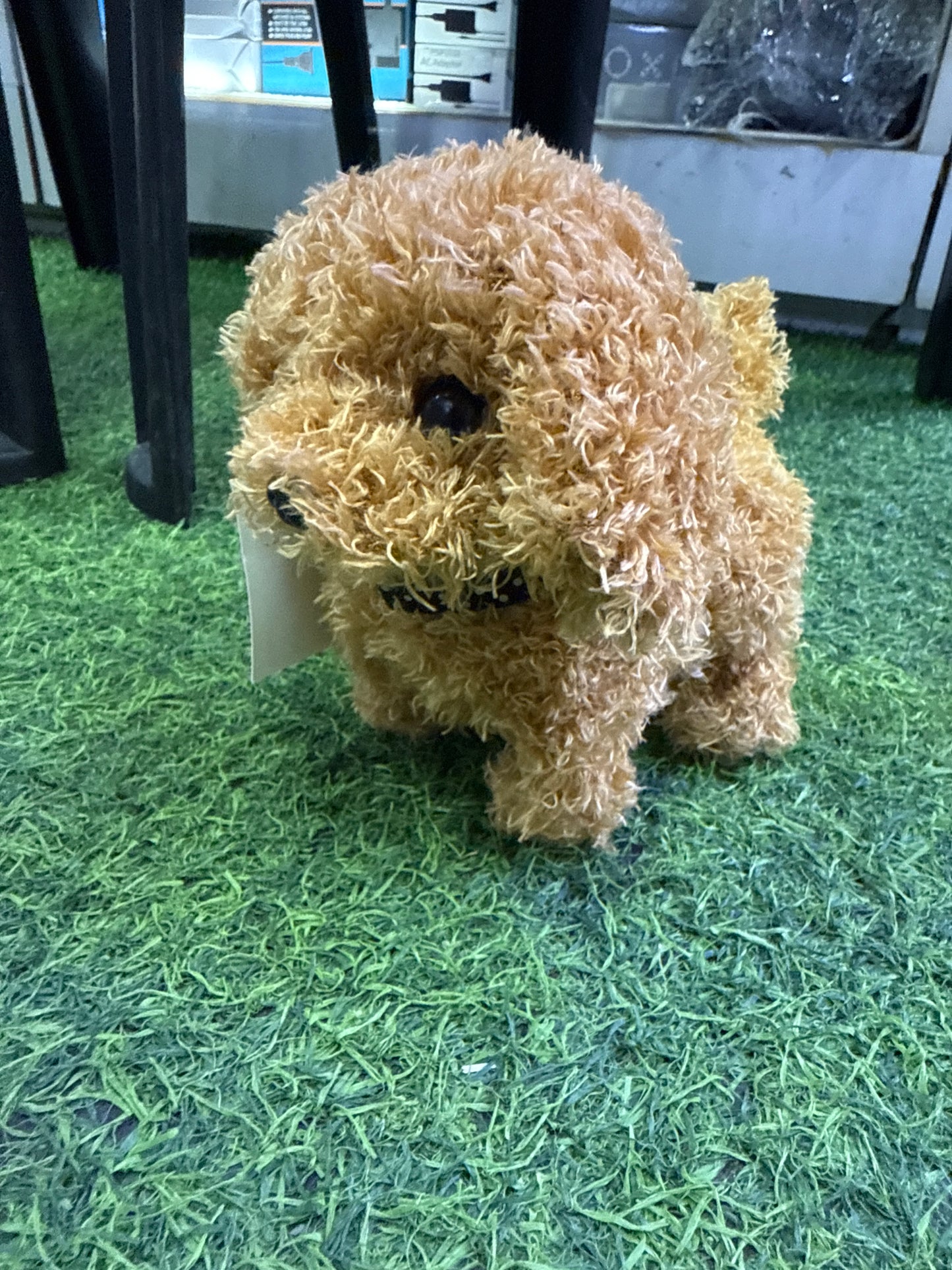 PERRO DE PELUCHE CON MOVIMIENTO