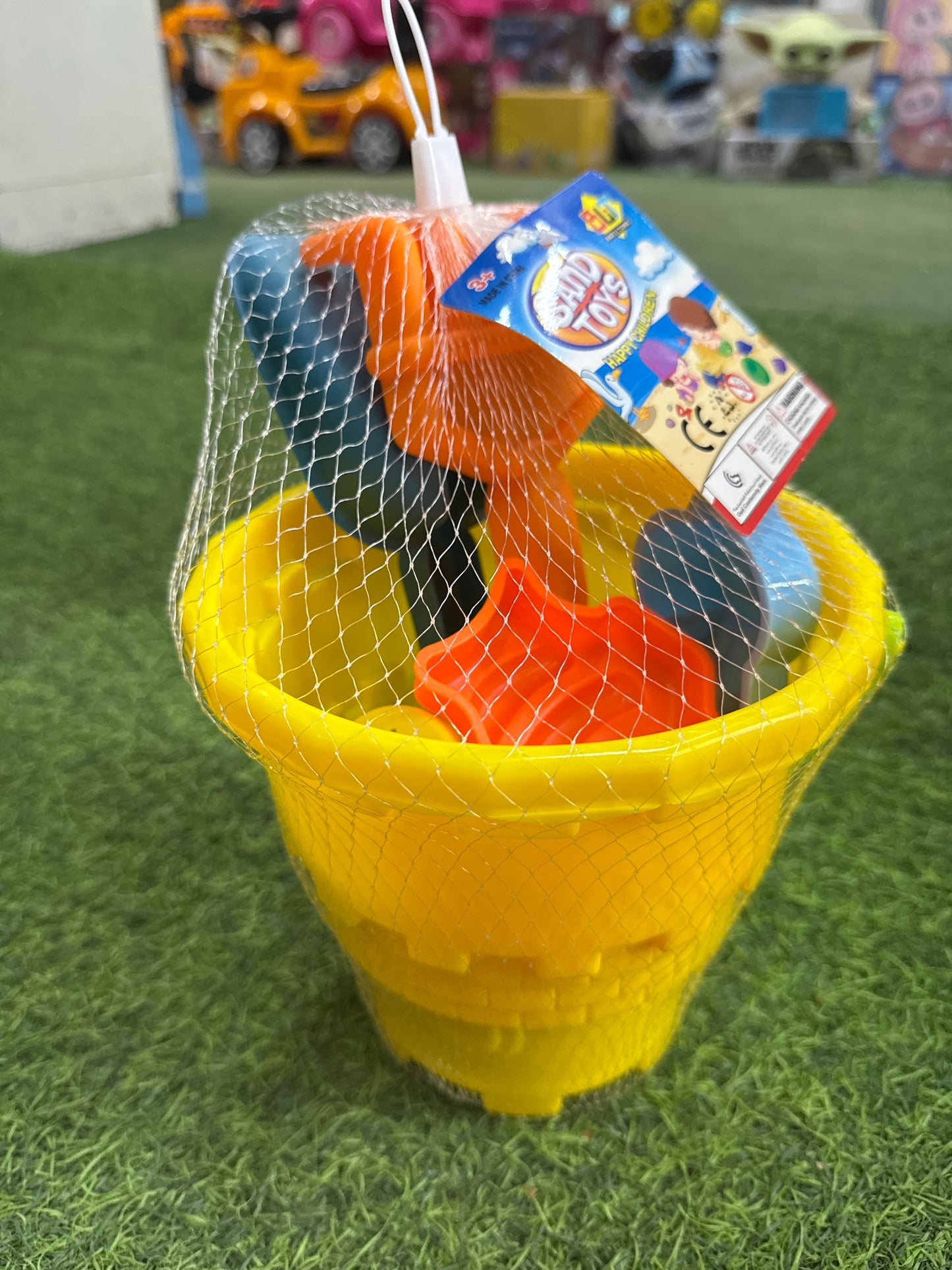 JUEGO DE PLAYA 6 PIEZAS EN RED 13x19x27cm