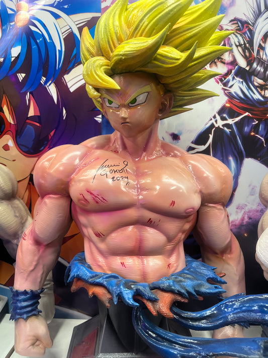 BUSTO 50 CM GOKU SUPER SAIYAN FIRMADO POR MARIO CASTAÑEDA - DRAGONBALL Z